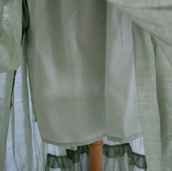 STUNNING MABLE DRESS - Picture 11 of 12